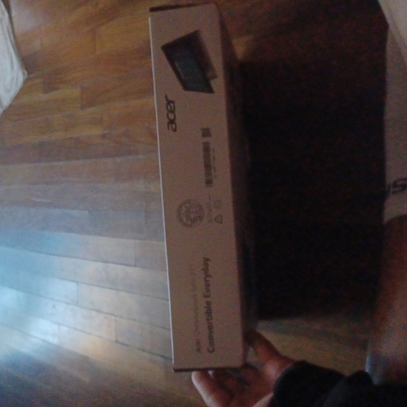 I'm am selling a acer chrome book spin 311 convertible everyday - Picture 8 of 8